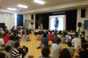 滋賀県大津市児童クラブの夏祭りステージ