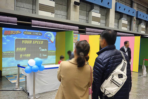 岡山トヨタ 会場全体の賑わい1