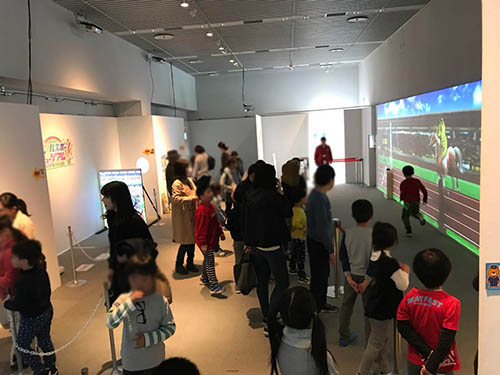 会場全体の賑わい3 (こむこむ 2019)