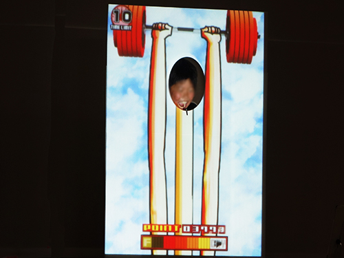 イベント会場でのスーパーウェイトリフティング設置例